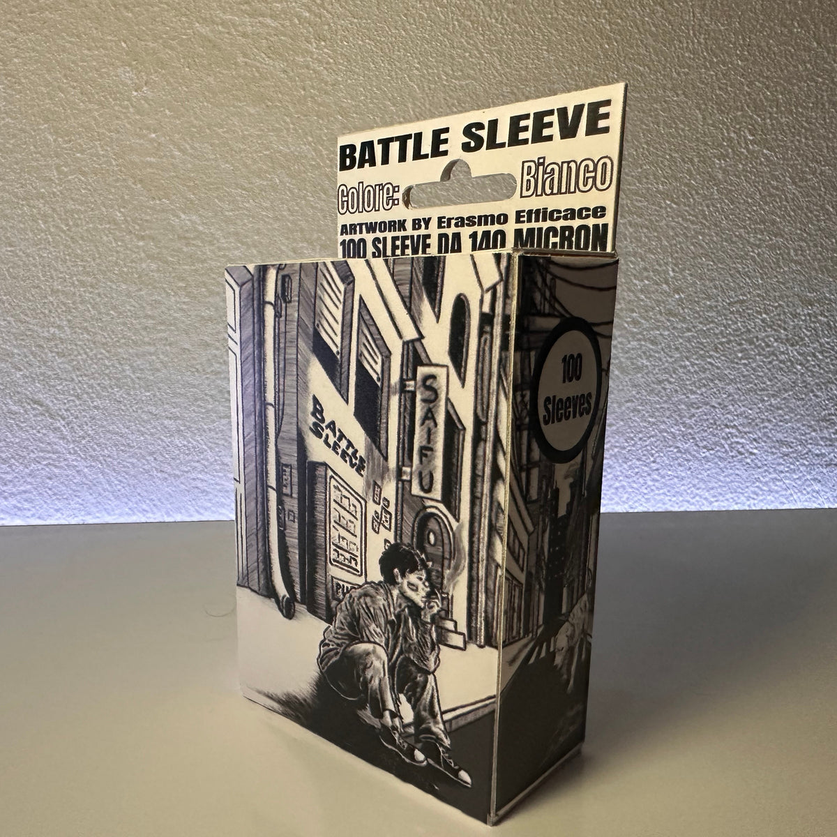 Battle Sleeves Saifu colore Bianco, artwork di Erasmo Efficace