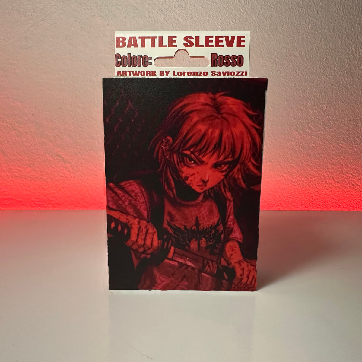 Battle Sleeves Saifu colore Rosso, artwork di Lorenzo Saviozzi