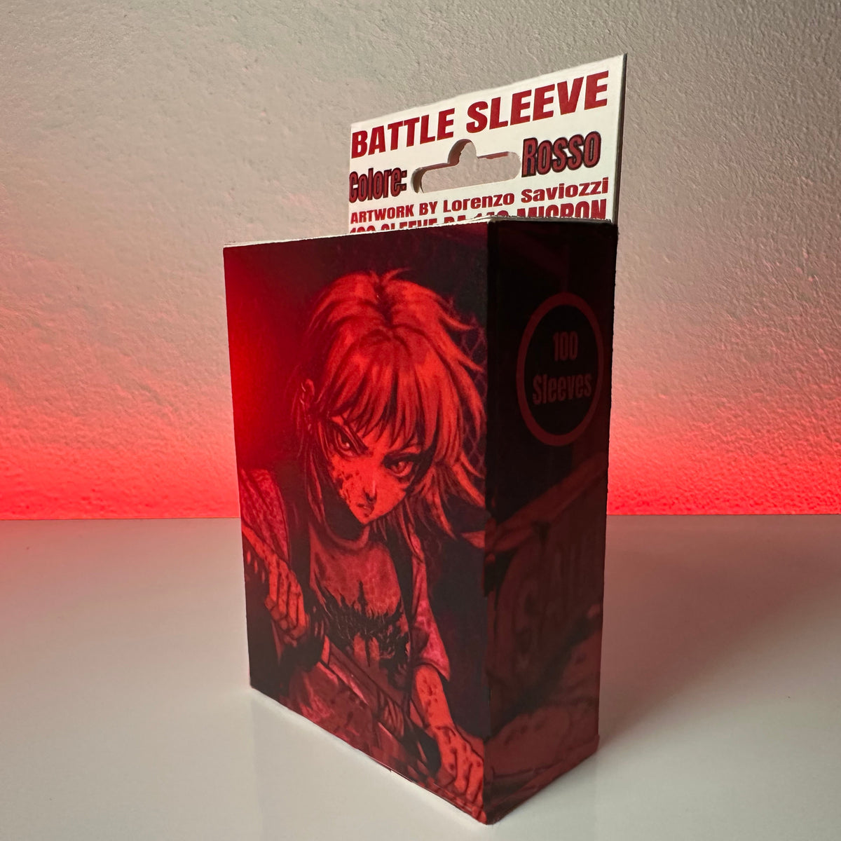Battle Sleeves Saifu colore Rosso, artwork di Lorenzo Saviozzi