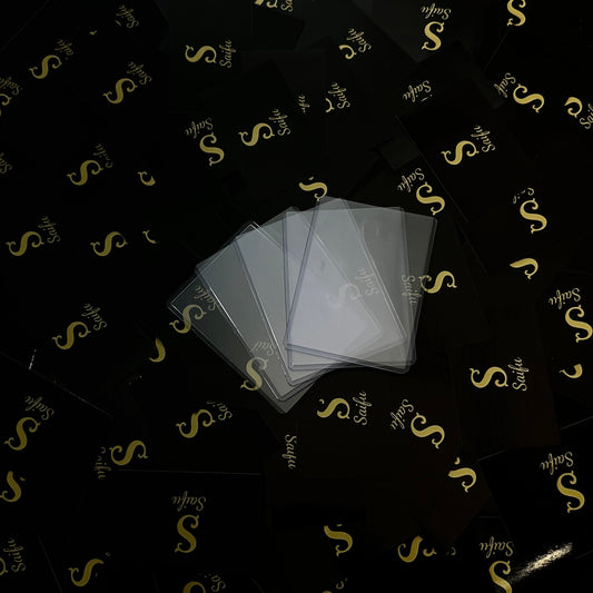 Toploader Saifu  Standard 3" x 4" con Custodia – Ultra Trasparente Diamond Edition